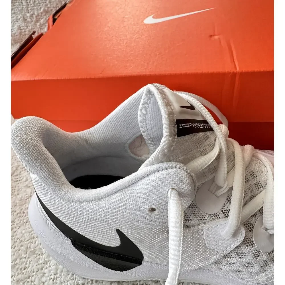 Nike zoom hyperspeed
